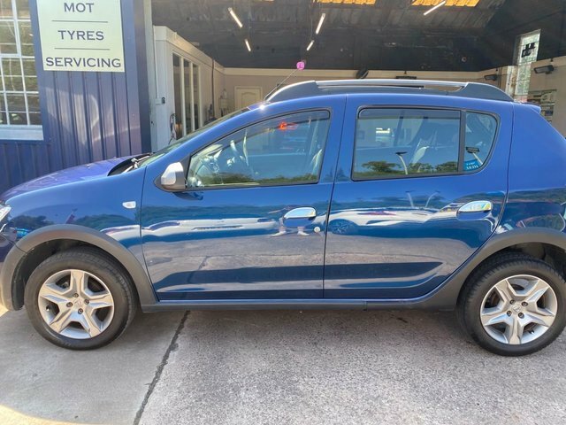 Dacia Sandero Stepway 0.9 Tce Comfort Hatchback Euro 6 Blue #4