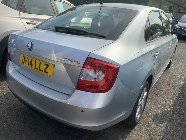 Skoda Rapid 1.6 Tdi Se Hatchback Euro 5 105 Silver #5