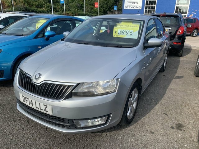 Skoda Rapid 1.6 Tdi Se Hatchback Euro 5 105 Silver #3