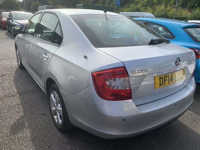 Skoda Rapid 1.6 Tdi Se Hatchback Euro 5 105 Silver #4