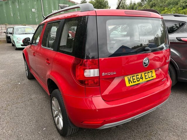 Skoda Yeti 1.6 Tdi Greenline II S Suv Euro Red #4