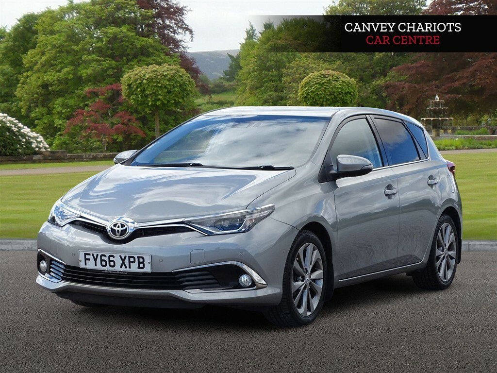Toyota Auris 1.6 D-4d Excel Euro 6 Ss Safety Sense Grey #2