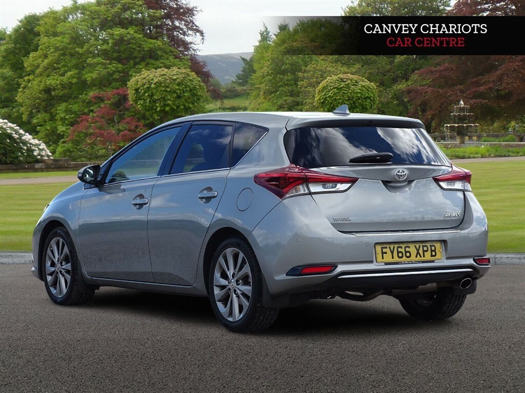Toyota Auris 1.6 D-4d Excel Euro 6 Ss Safety Sense Grey #4