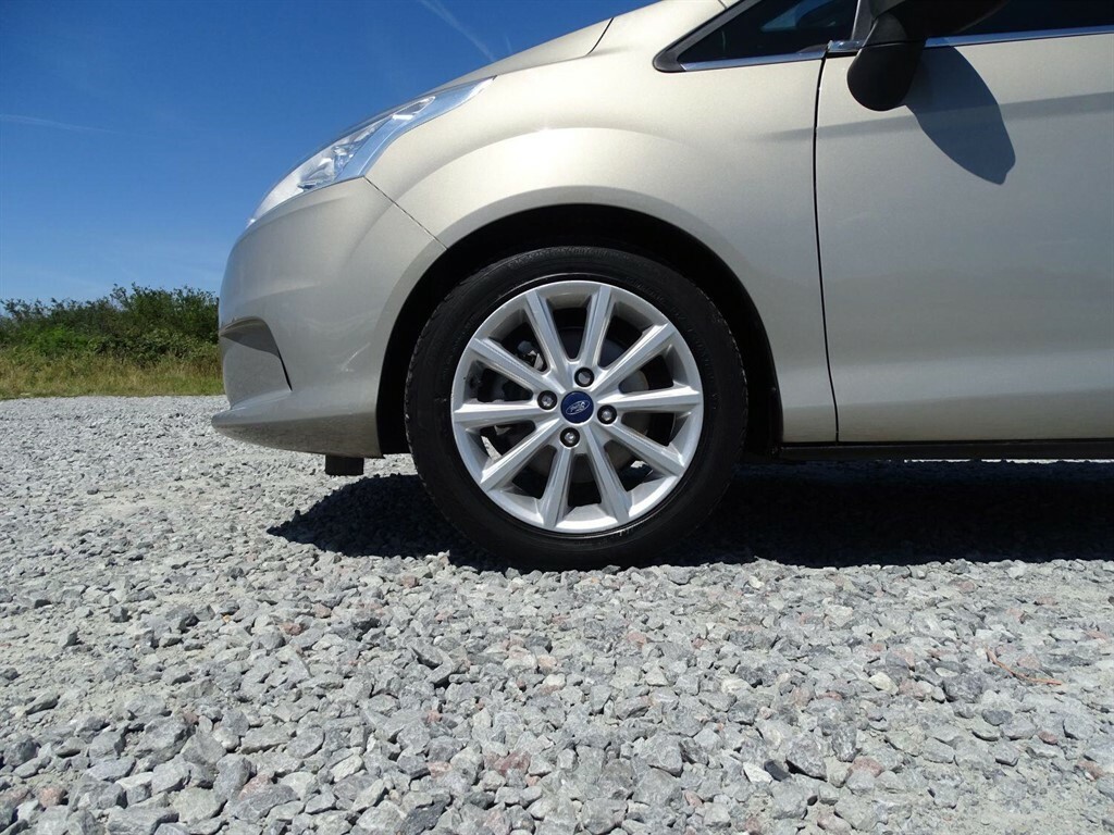 Ford B-Max Mpv 1.5 Tdci Zetec, 56250 Miles, Free Road Tax 20 Grey #10