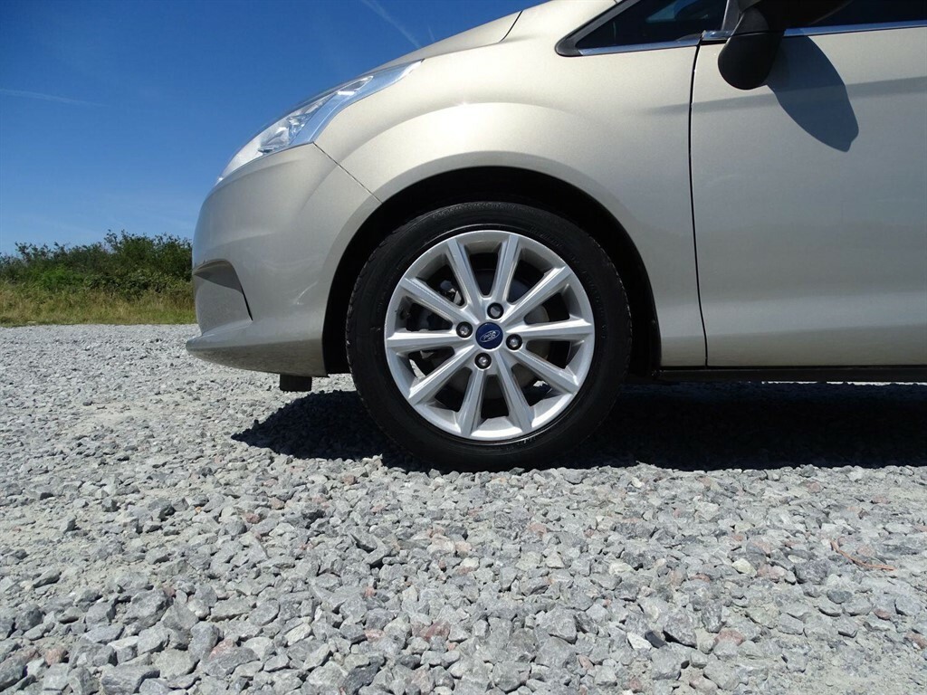 Ford B-Max Mpv 1.5 Tdci Zetec, 56250 Miles, Free Road Tax 20 Grey #9