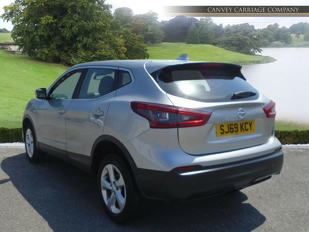 Nissan Qashqai 1.3 Dig-t Acenta Premium Euro 6 Ss SJ69KCY Silver #4
