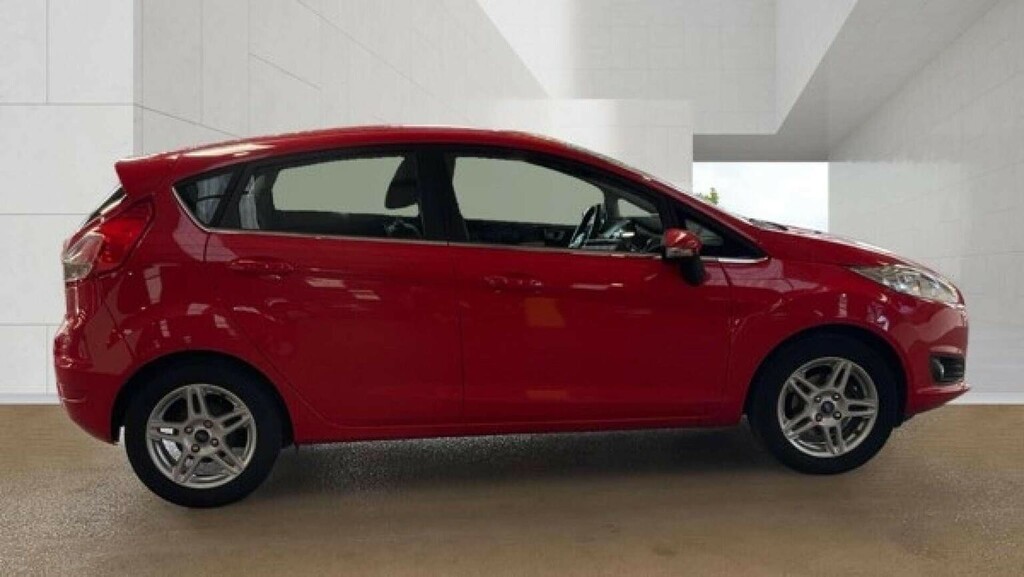 Ford Fiesta Hatchback 1.25 Zetec Euro 5 201313 EO13ZHE Red #5