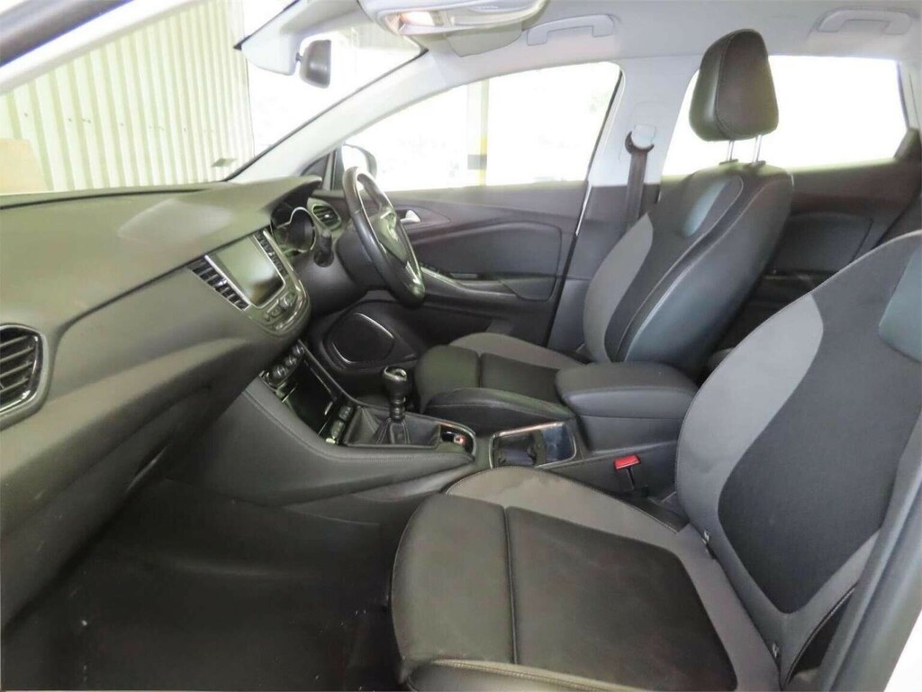 Vauxhall Grandland X 1.2 Turbo Sport Nav Euro 6 Ss White #2