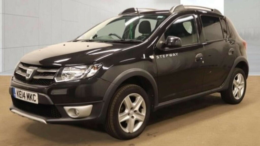 Dacia Sandero Stepway Hatchback 0.9 Tce Laureate Euro 5 201414 Black