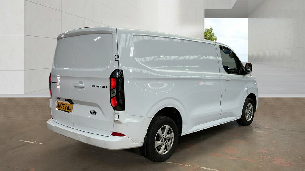 Ford Transit Custom 2.0 320 Ecoblue Limited Panel Van Manua WN75PWJ White #4