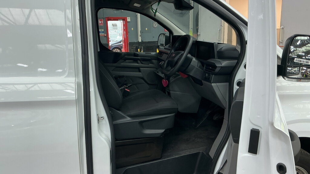 Ford Transit Custom 2.0 320 Ecoblue Leader Panel Van YV73AXA White #5