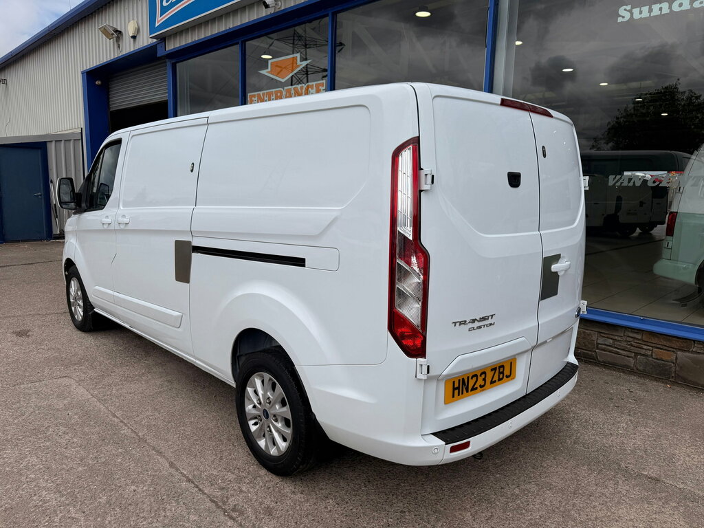 Ford Transit Custom 2.0 300 Ecoblue Limited Panel Van Manua HN23ZBJ White #4