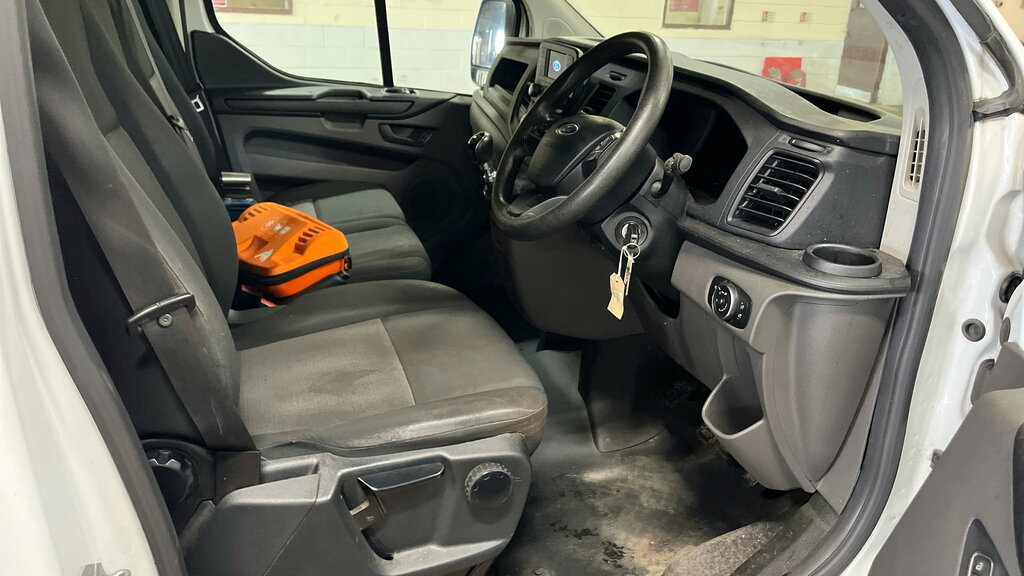Ford Transit Custom 2.0 300 Ecoblue Leader Panel Van YT20UOU White #4