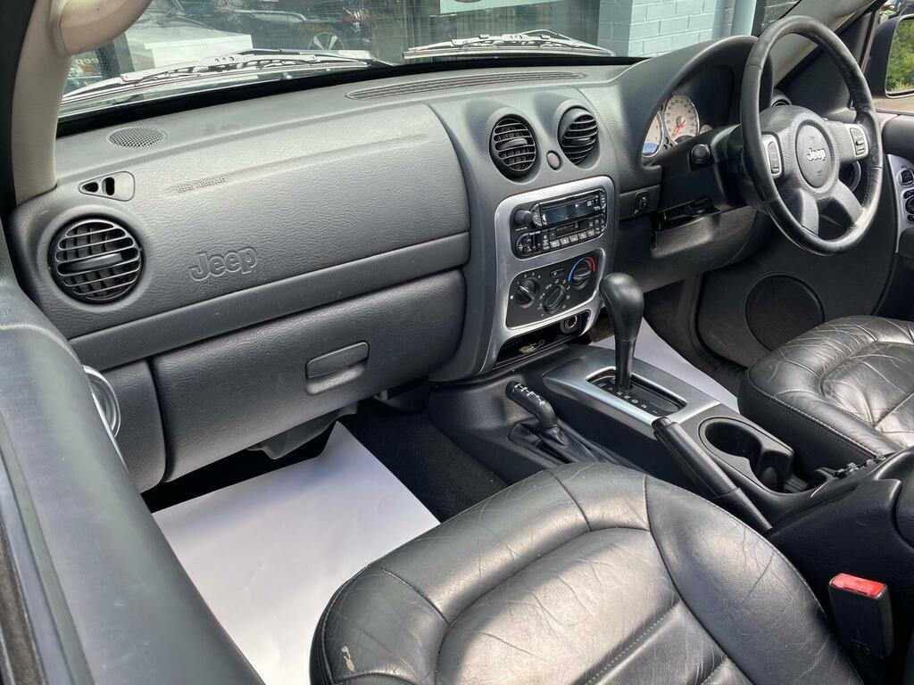 Jeep Cherokee 3.7 V6 Limited 4X4 #6