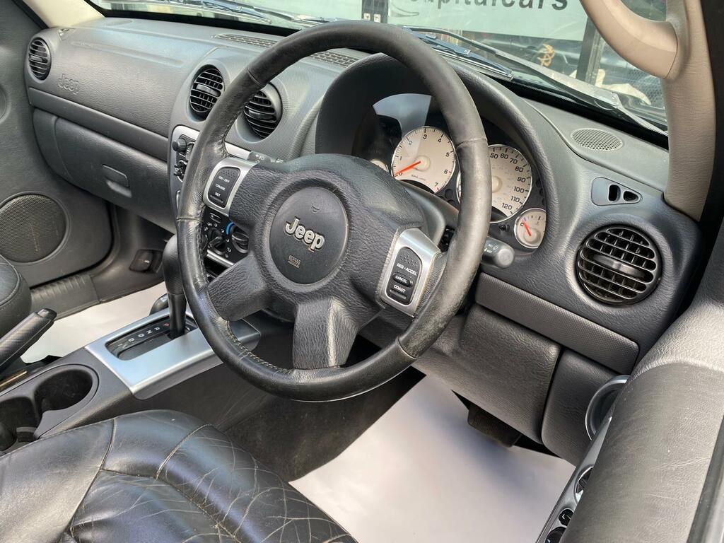 Jeep Cherokee 3.7 V6 Limited 4X4 #5