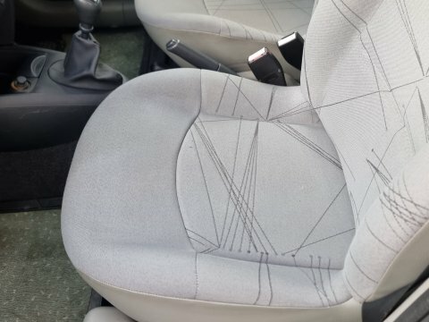 Renault Clio Authentique 8V 3-Door Silver #32