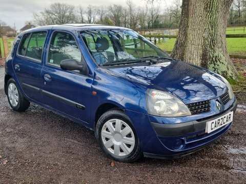 Renault Clio Authentique 8V 3-Door Silver #2