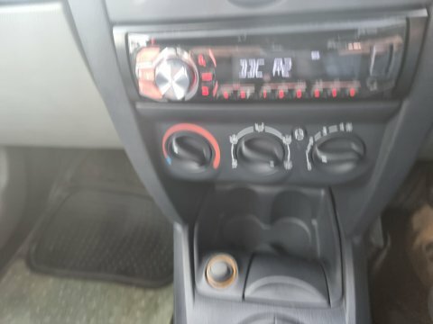 Renault Clio Authentique 8V 3-Door Silver #39