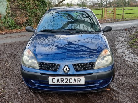 Renault Clio Authentique 8V 3-Door Silver #12