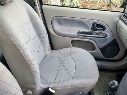 Renault Clio Authentique 8V 3-Door Silver #21