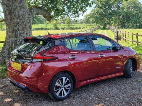 Nissan Leaf Acenta Ev Red #4