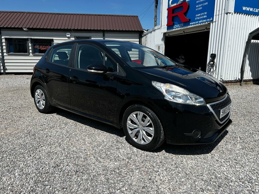 Peugeot 208 1.2 Vti Access Hatchback Euro 5 Black