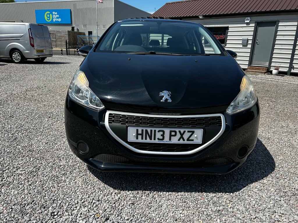 Peugeot 208 1.2 Vti Access Hatchback Euro 5 Black #3