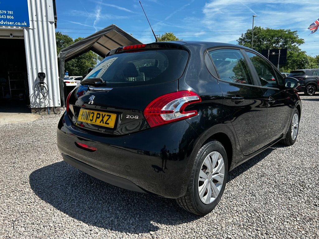 Peugeot 208 Blue #8