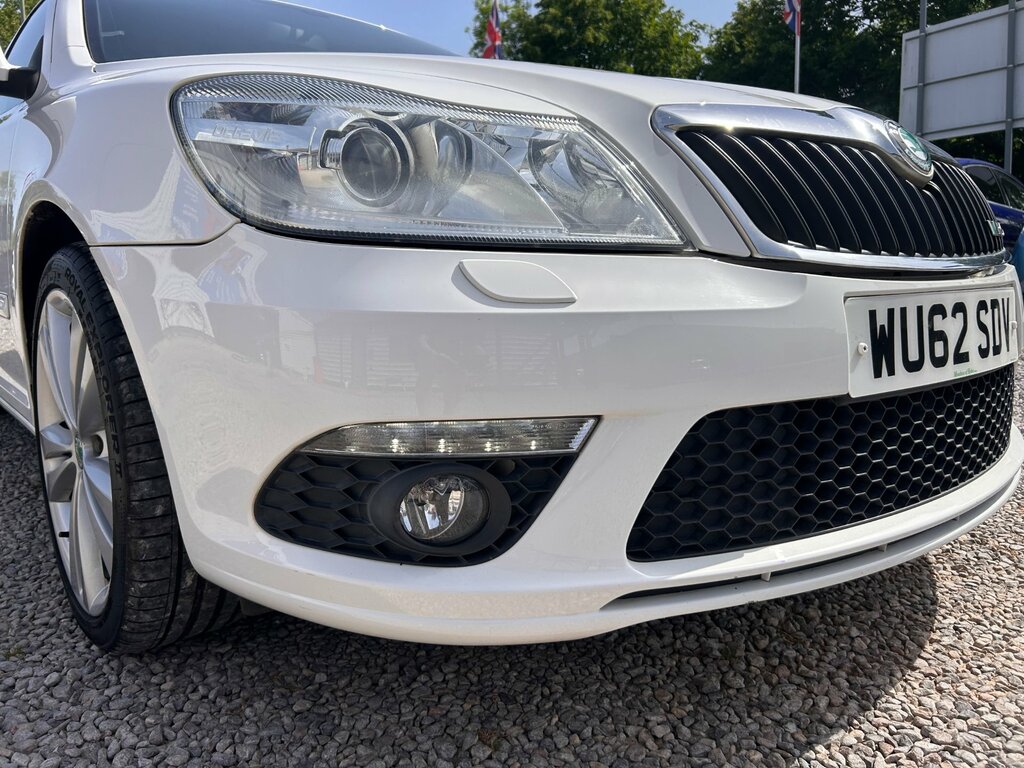 Skoda Octavia 1.6 Elegance Tdi Cr 104 Bhp Blue #9