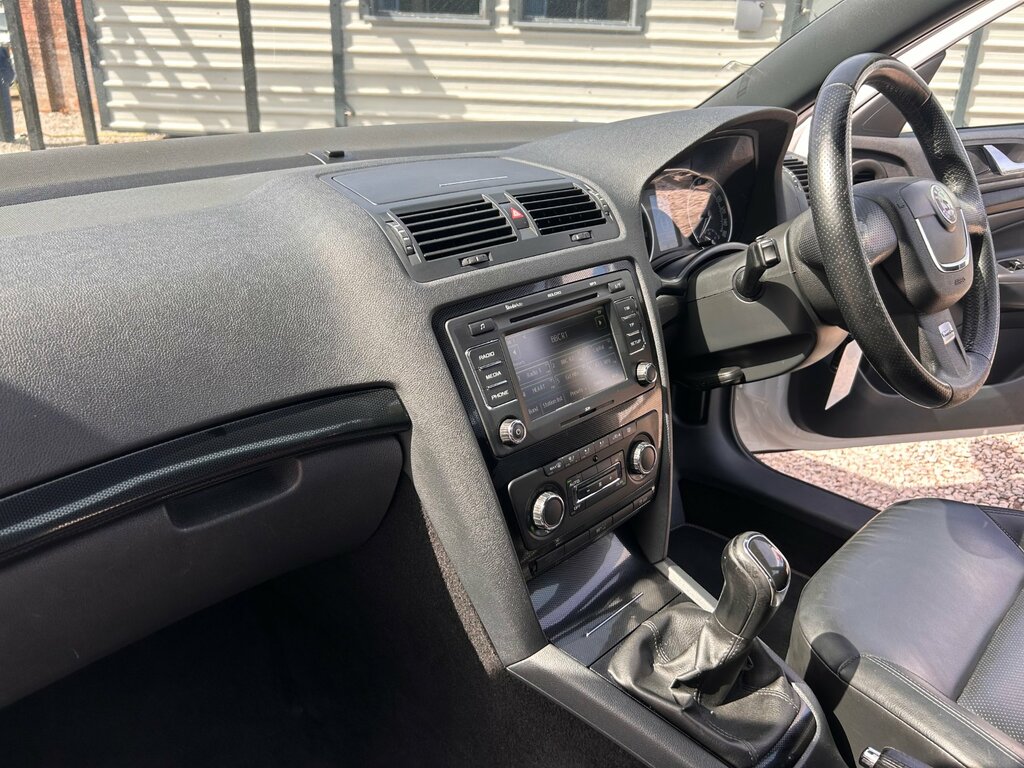 Skoda Octavia 1.6 Elegance Tdi Cr 104 Bhp Blue #22