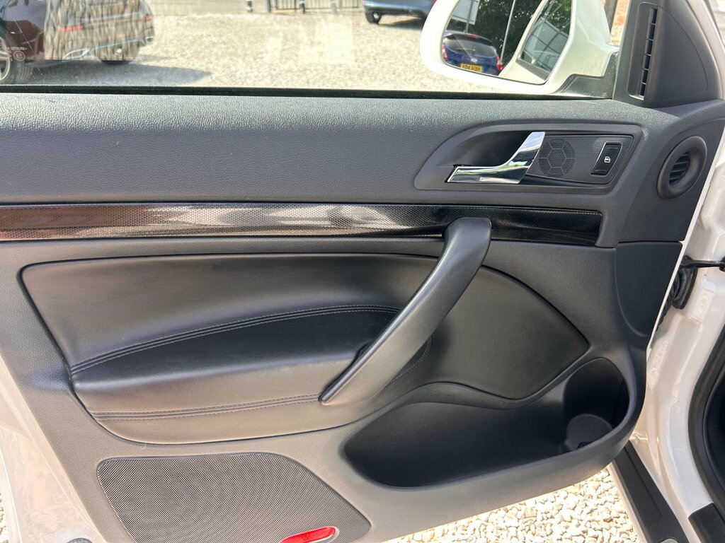 Skoda Octavia 1.6 Elegance Tdi Cr 104 Bhp Blue #23