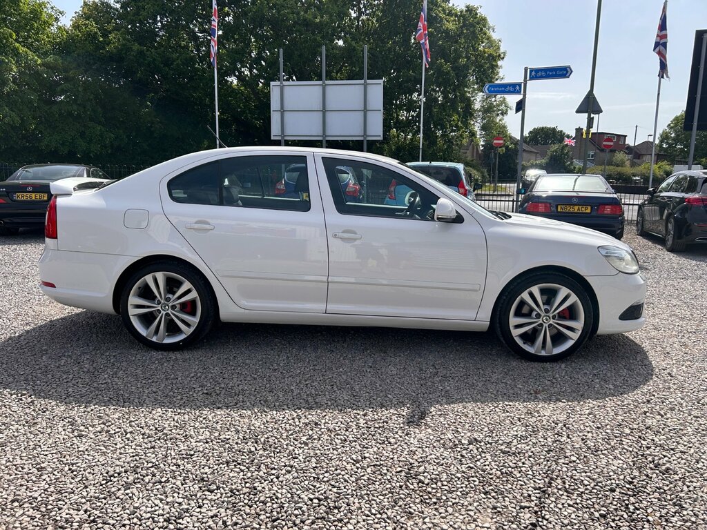 Skoda Octavia 1.6 Elegance Tdi Cr 104 Bhp Blue #10
