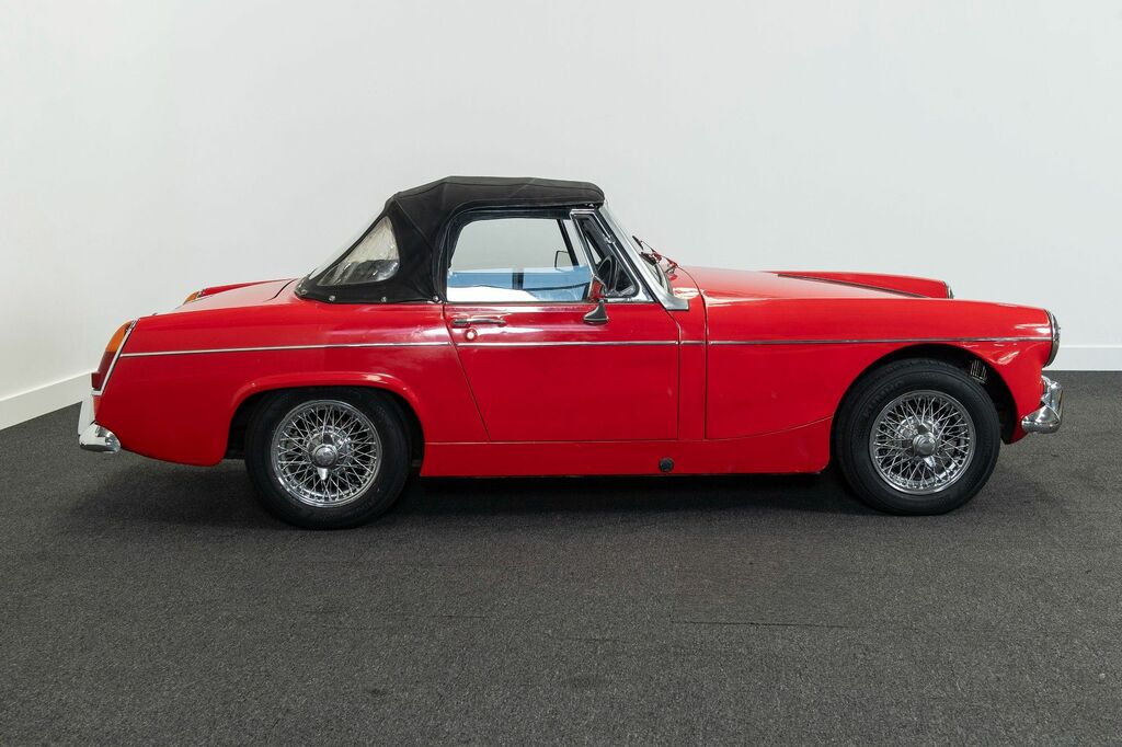 MG Midget Convertible Red #4