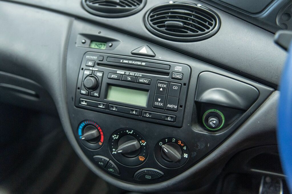 Ford Focus Ghia Tdci 5-Door Green #26