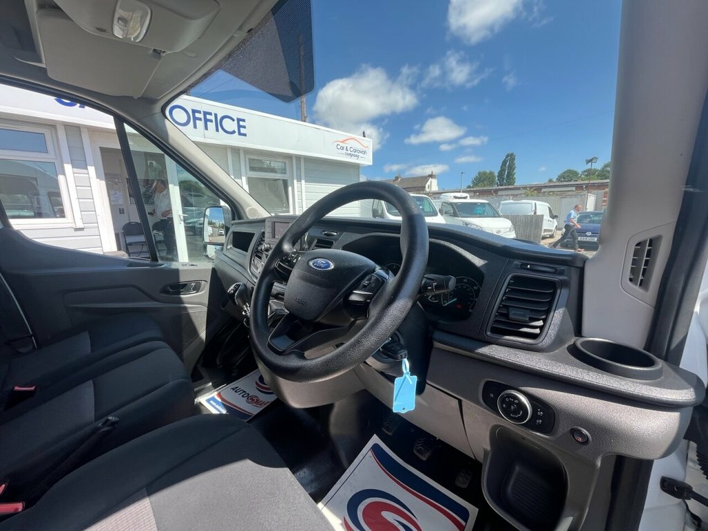 Ford Transit Custom 2L Leader 6Dr SM22FZS White #5