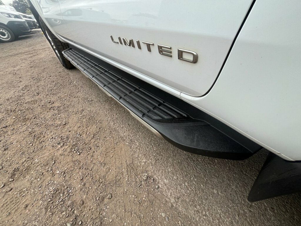 Ford Ranger 2L Limited LG23ZLK White #3
