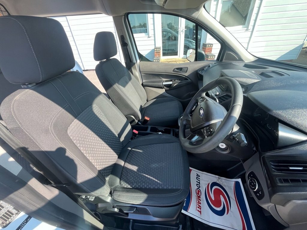 Ford Transit Connect 1L Trend 6Dr HN71AWW White #5