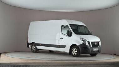 Nissan InterStar 2L Acenta White