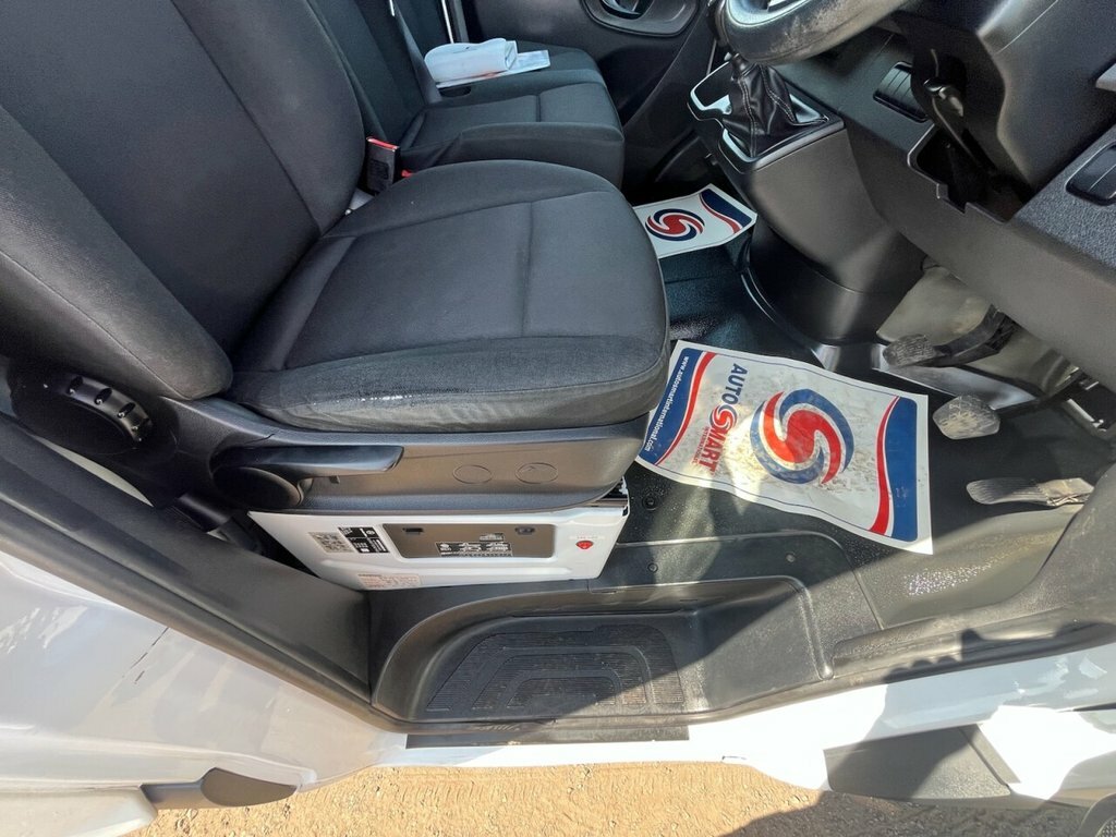 Mercedes-Benz Sprinter 2L Progressive KN72UKE White #5