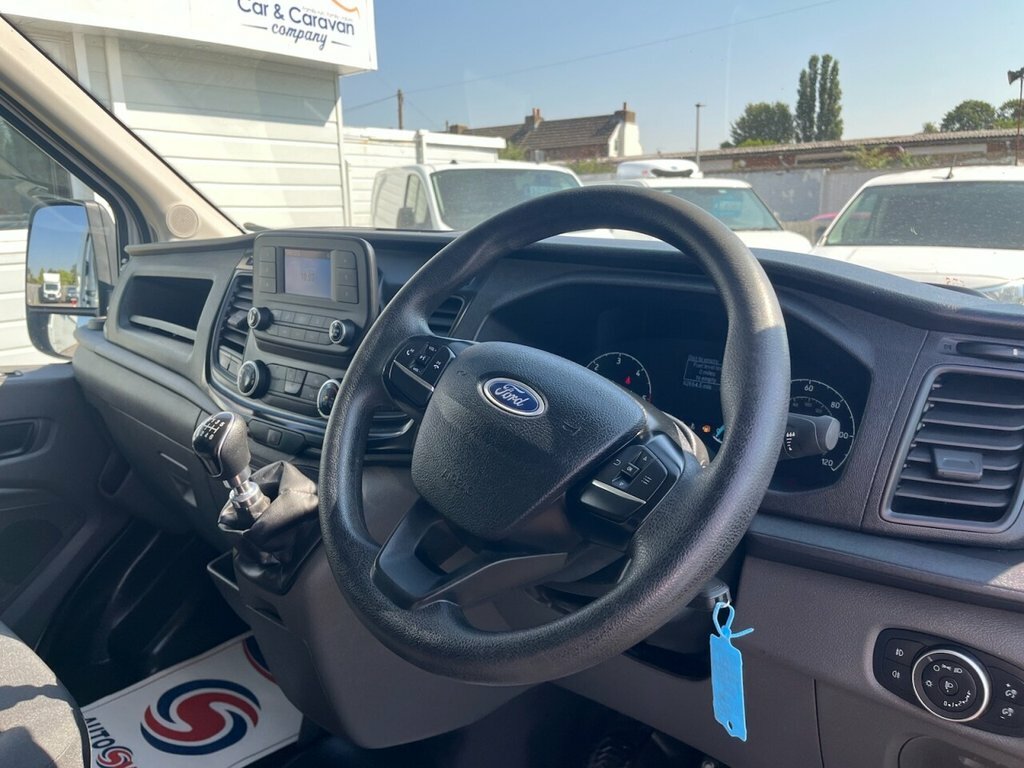 Ford Transit Custom 2L Leader DP73YUR White #2