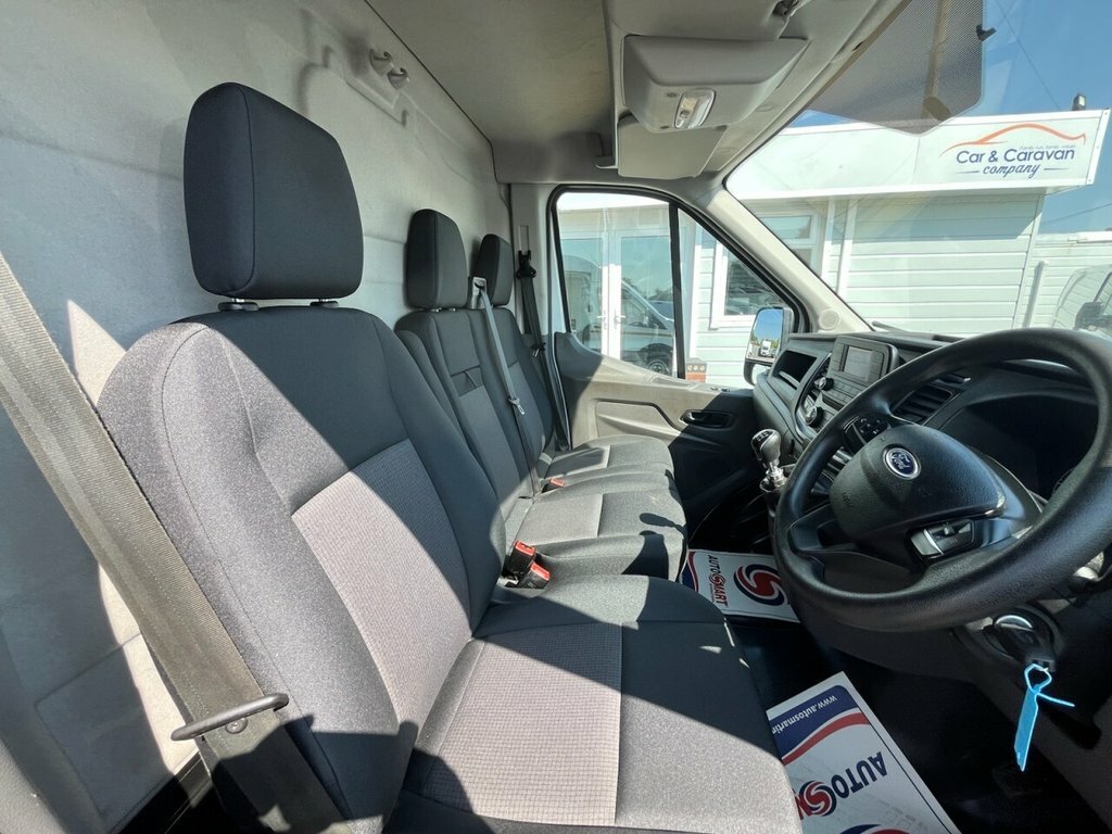 Ford Transit Custom 2L Leader DP73YUR White #4