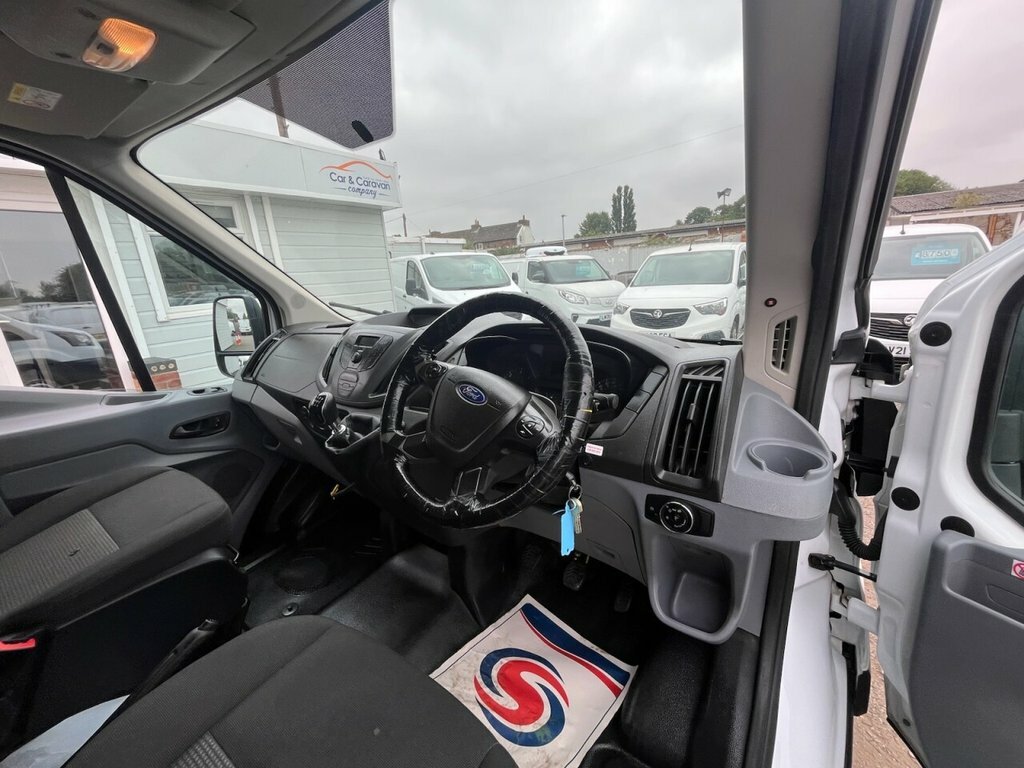 Ford Transit Custom Mpv LA19BZF White #6
