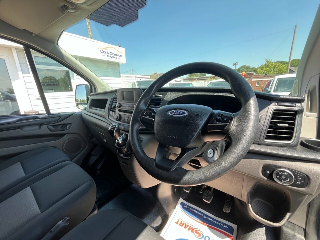 Ford Transit Custom 2L Leader HJ72VBD White #5