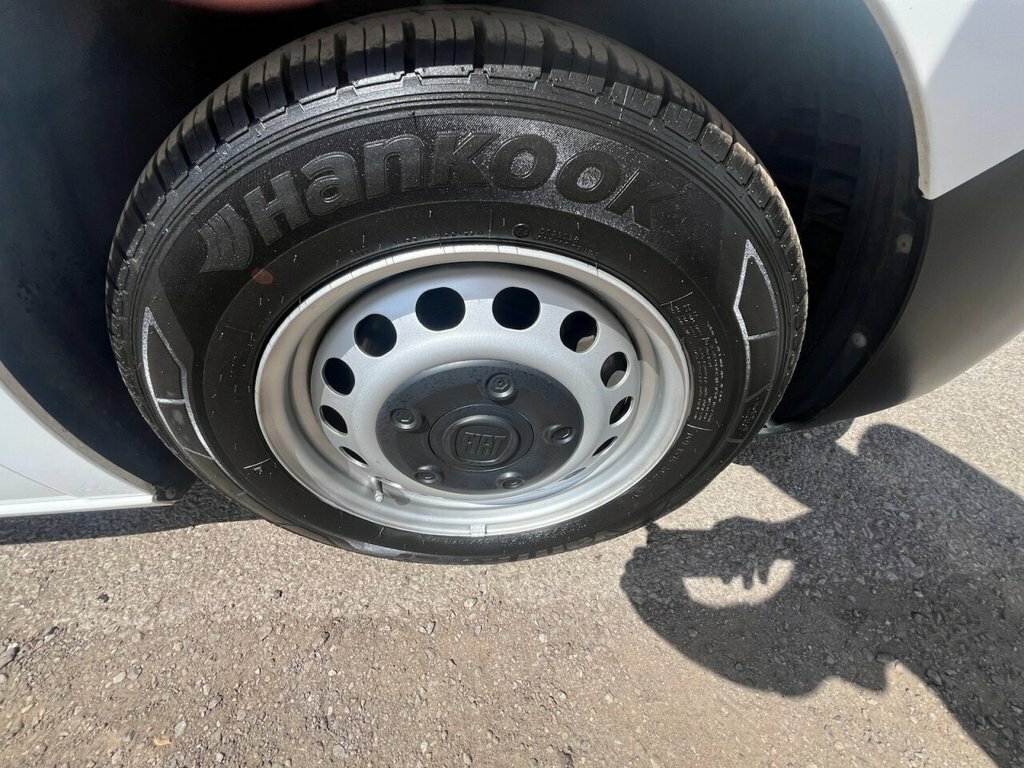 Fiat Scudo 1.5L Tecnico 6Dr White #3