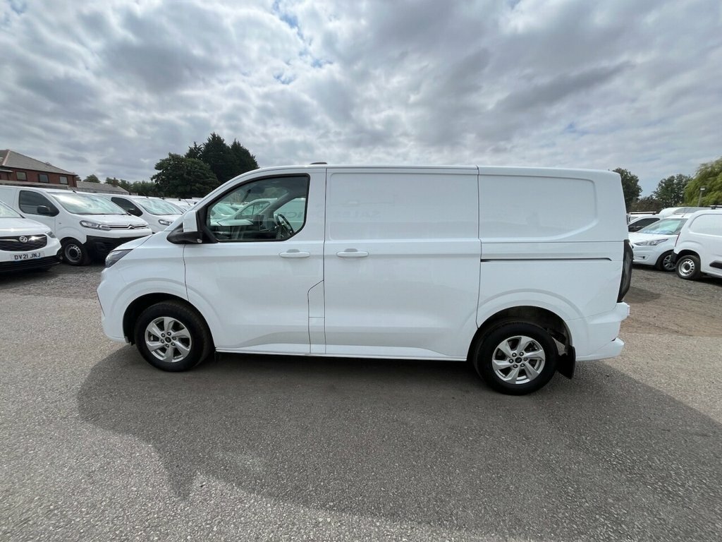 Ford Transit Custom 2L Limited DV24XFH White #2