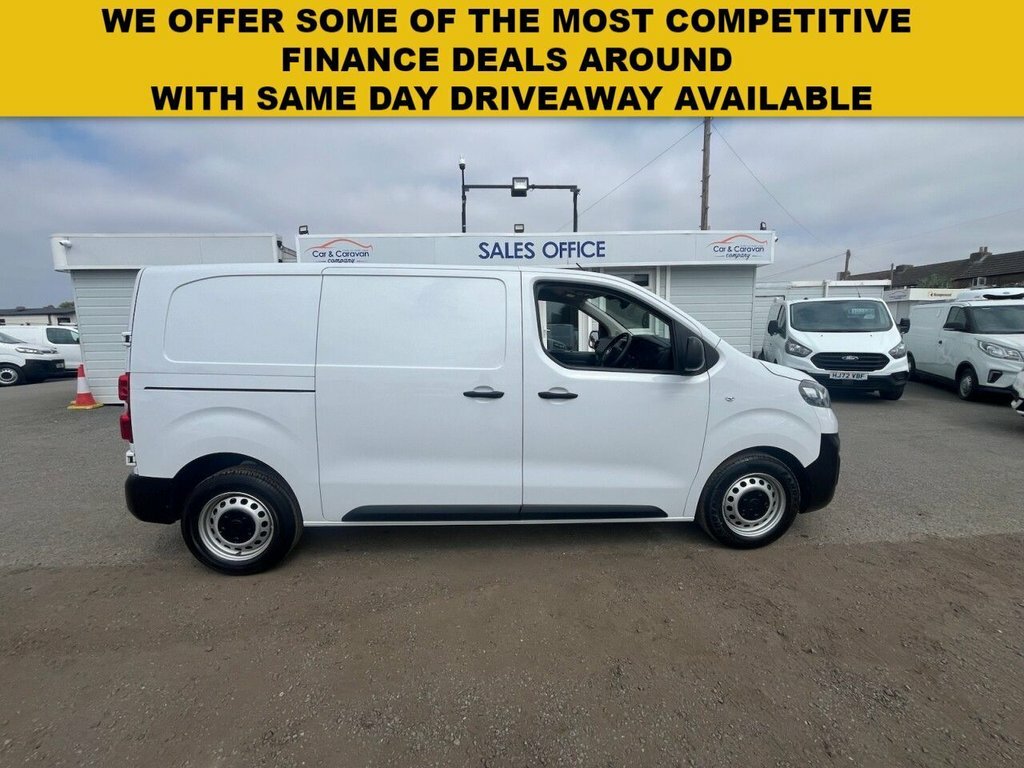Vauxhall Vivaro 1.5L Prime 6Dr White