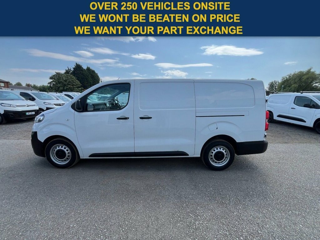 Vauxhall Vivaro 1.5L Prime 6Dr White