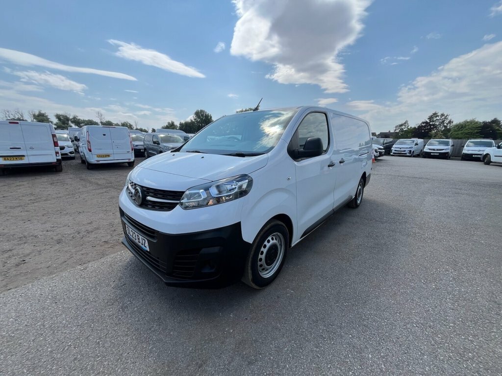 Vauxhall Vivaro 1.5L Prime 6Dr White
