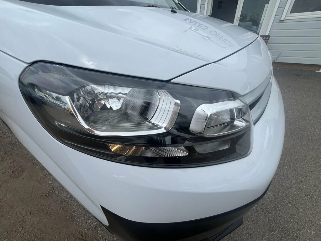 Citroen Dispatch 1.5L Enterprise Edition M 6Dr White #4