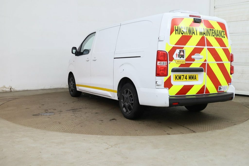Citroen Dispatch 1.5L Driver Xl 6Dr KM74MMA White #5